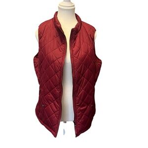 NWOT • Quilted Sleeveless Puffer Vest in Burgundy